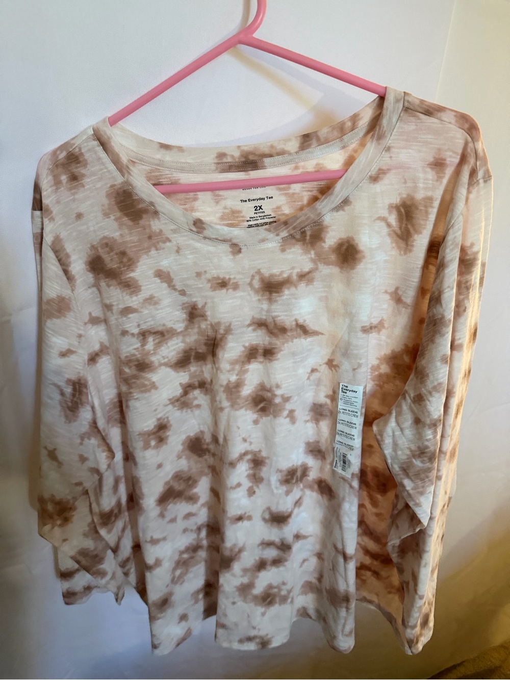 Kohl's Women's Long Sleeve Tie-Dye Tee in Brown and Cream